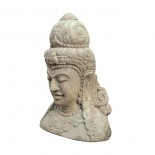 Cabeza de piedra Dwi Sri